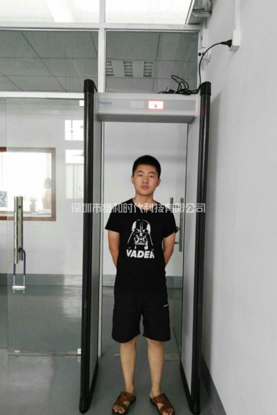 深圳大型手機制造廠采購維和時代代理的Rapiscan METOR6S進口金屬探測安檢門[圖文]