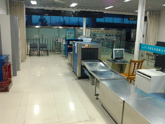 1號(hào)安全檢查通道鋪木地板騰位置圖