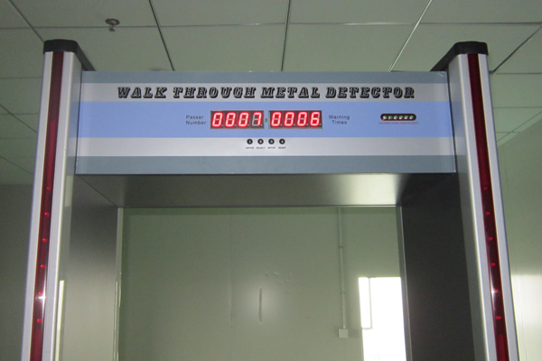 新疆工廠與超市安檢門型號(hào)和配置[圖]