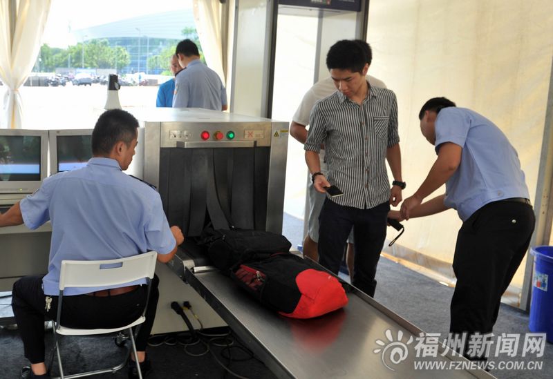 青運村運動員啟用安檢機 模擬處置各種突發事件