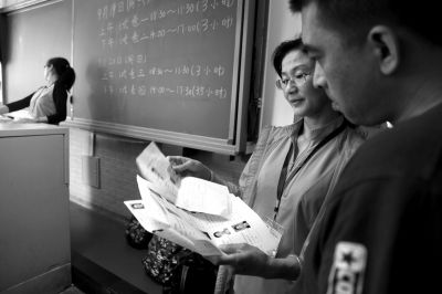 史上最嚴司法考試:人臉識別補充金屬探測儀檢測不足(圖)