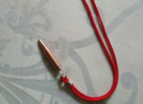 金屬探測門檢測報警 子彈飾品嚴禁帶上乘機.jpg 金屬探測門檢測報警 子彈飾品嚴禁帶上乘機.jpg